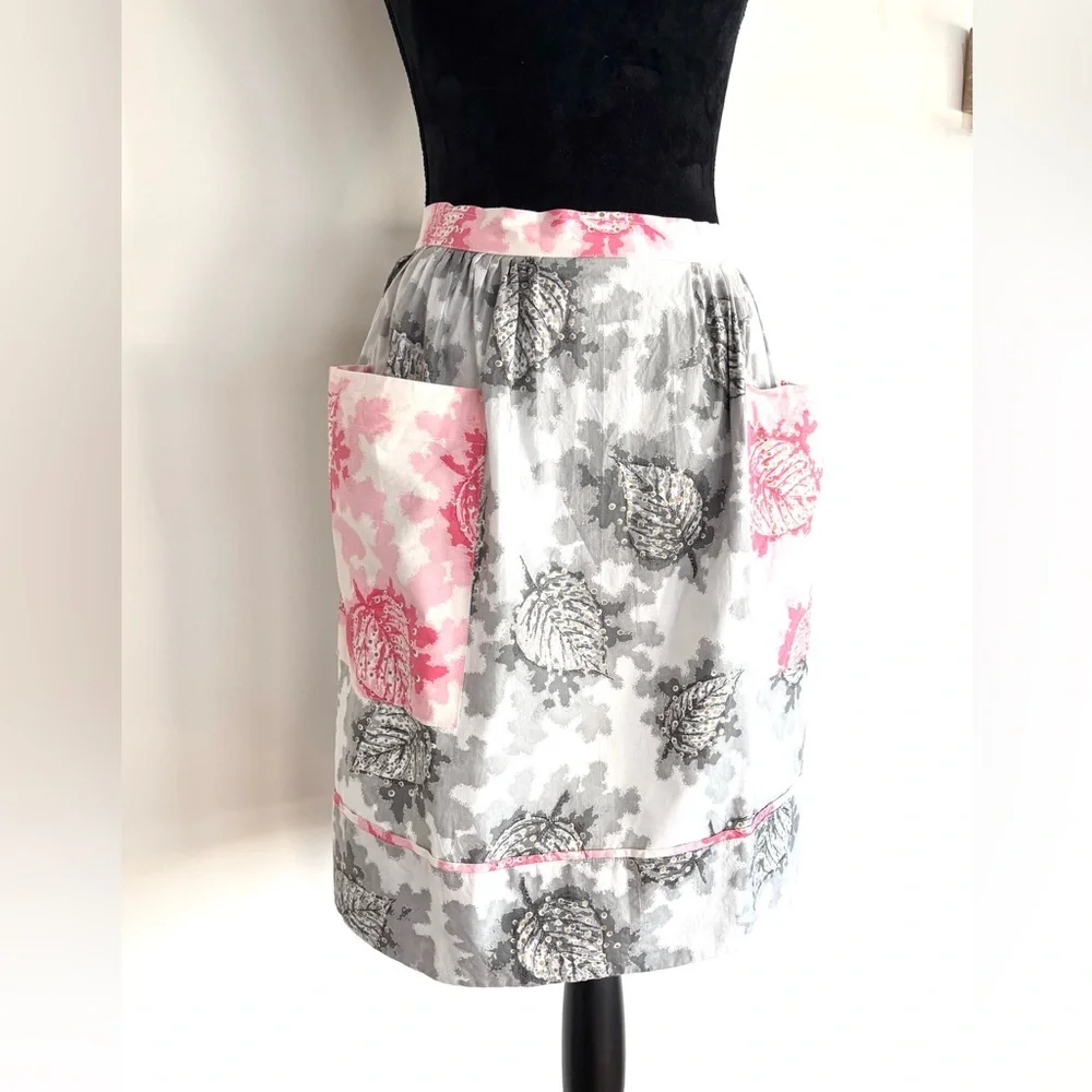 Vintage Handmade Apron Pink Gray Leaf Tie Back